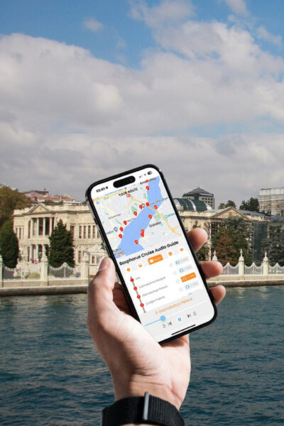 Istanbul: Daytime or Sunset Sightseeing Cruise & Audio Guide - Mega Lüfer Yachts: What Makes the Boat Experience Feel Different