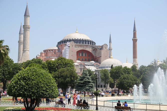 Istanbul Delights: A Journey Through Flavor and History - Food included: what you should expect from the meal plan
