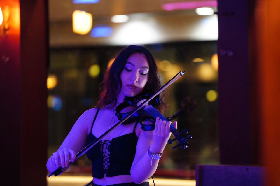 Istanbul: Dinner Cruise and Entertainment with Private Table - Anatolian Fortress and Beylerbeyi Palace: The Asian Coastside Shift