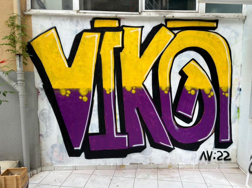 Istanbul: Do Street Art with Local Artists at Home Garden - What the hosts bring to the table (Ali, Simal, and the Peep & Shimo vibe)