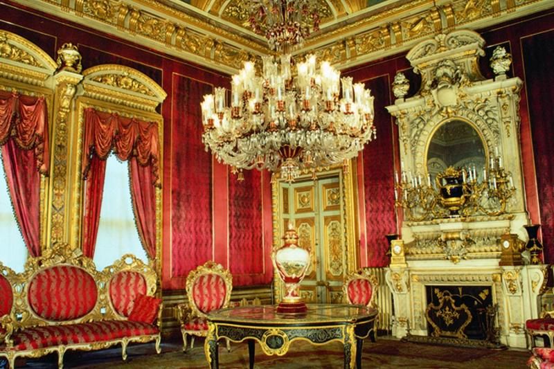 Istanbul: Dolmabahce Palace and Grand Bazaar Tour - Who this tour suits best (and who should skip it)