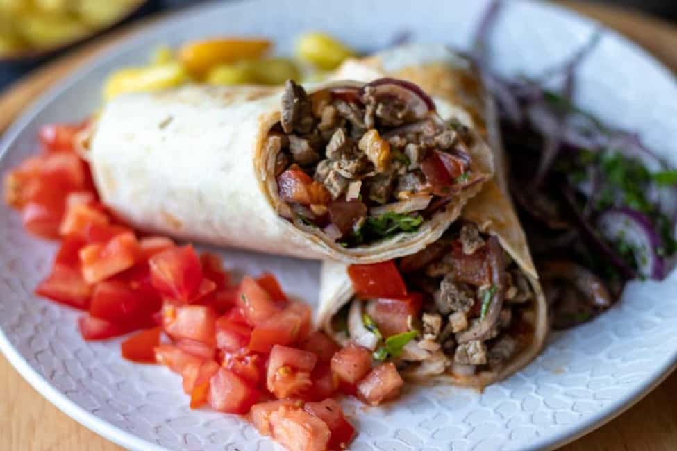 Istanbul: Eat Like a Turk with a Local Guide - Guided tastings: how explanations turn food into a story