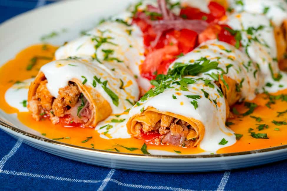 Istanbul: Eat Like a Turk with a Local Guide - Market stop: where local food habits become obvious