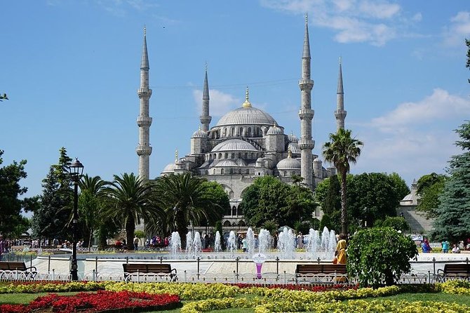Istanbul Essentials – Skip-the-Line Full-Day Experience - Hippodrome Stop: Monuments That Tell the Old City’s Political Story