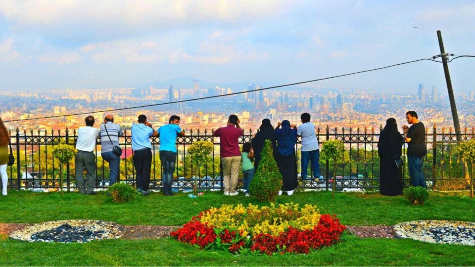 Istanbul: Europe and Asia Tour By Bus And Bosphorus Cruise - Asian-side centerpiece: Summer Palace and Beylerbeyi Palace
