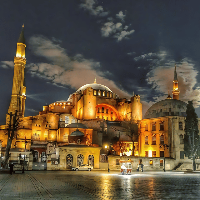 Istanbul: Exclusive Istanbul Night Tour with Private VIP Car - Bosphorus Bridge lights: the viewpoint moment you can anchor your evening around