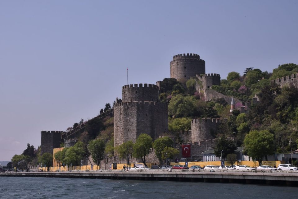 Istanbul: Explore Bosphorous on a Sunset Boat Cruise - Who should book this Bosphorus sunset cruise