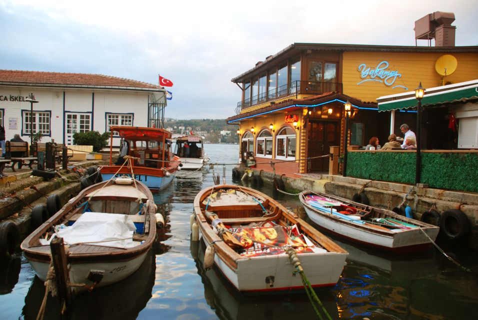 Istanbul: Explore Istanbul Asian Continent - Moda Promenade: The Walk That Feels Like a Neighborhood Pause