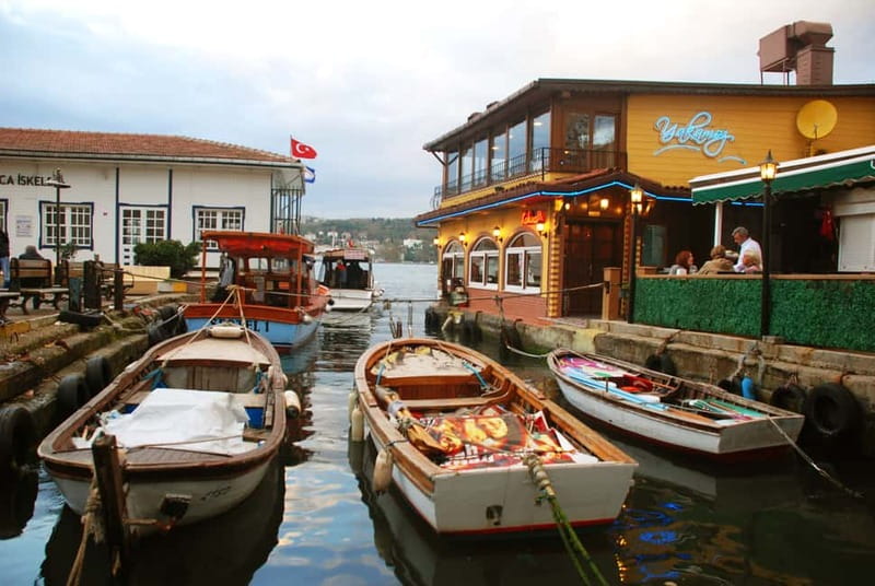 Istanbul: Explore Istanbul Asian Continent - Kanlıca Yogurt Snack: The Sweet Finish You Can Actually Remember