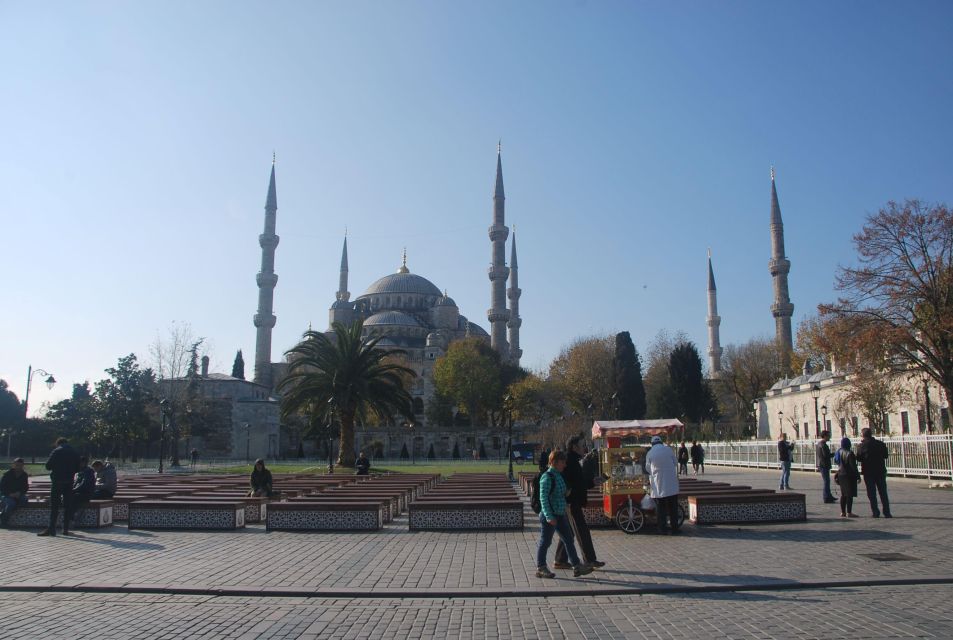 Istanbul Full Day Byzantine & Ottoman Traces Tour - Hippodrome of Constantinople: Roman remnants you can still point at