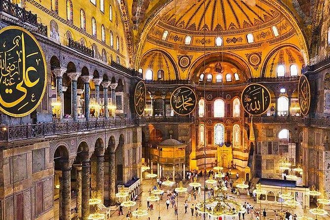 ISTANBUL: Full-Day Private Tour with Top Attractions - Blue Mosque: free admission and a guide who explains what you’re seeing