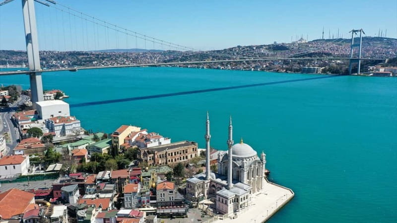 Istanbul: Guided Bosphorus Cruise & Golden Horn Bus Tour - Meeting point and pickup: the part where you save your nerves