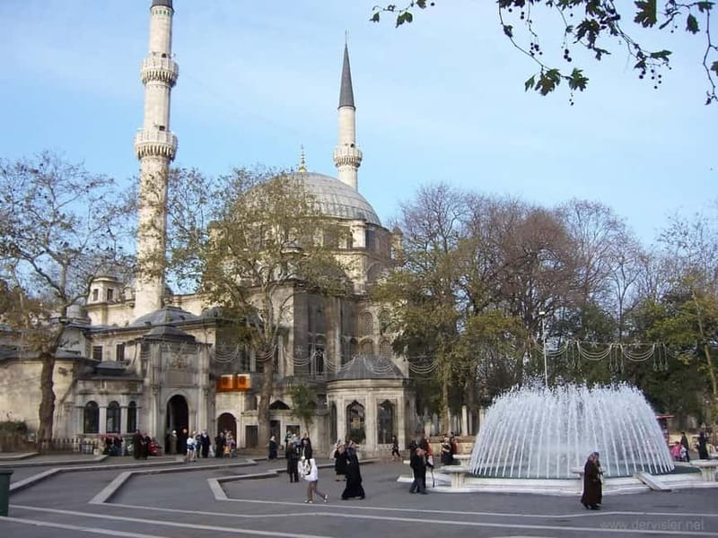 Istanbul: Guided Bosphorus Cruise & Golden Horn Bus Tour - Fatih stop for snacks and shopping: how to make it useful