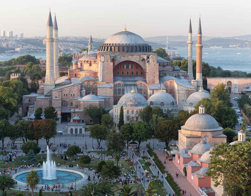 Istanbul: Hagia Sophia and Blue Mosque Tour with Tickets - Blue Mosque: Iznik Tiles, Ottoman Naming, and What to Look For