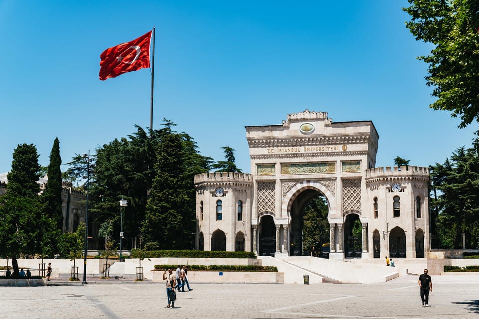 Istanbul: Hagia Sophia, Blue Mosque, Suleymaniye Mosque Tour - Hagia Sophia: the fastest way to understand 1,500 years of change