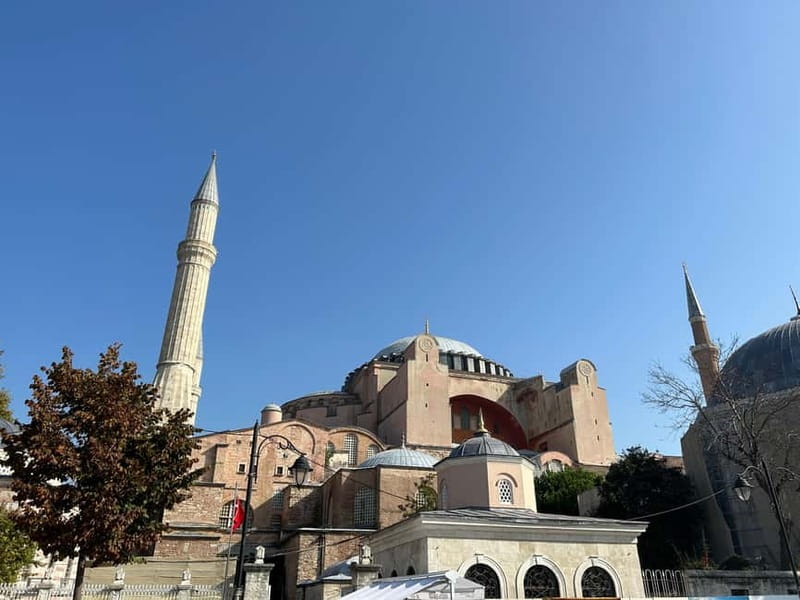Istanbul: Hagia Sophia Ticket with Audio Guide & Blue Mosque - Hagia Sophia on your terms: using the audio guide to make sense of the dome and mosaics