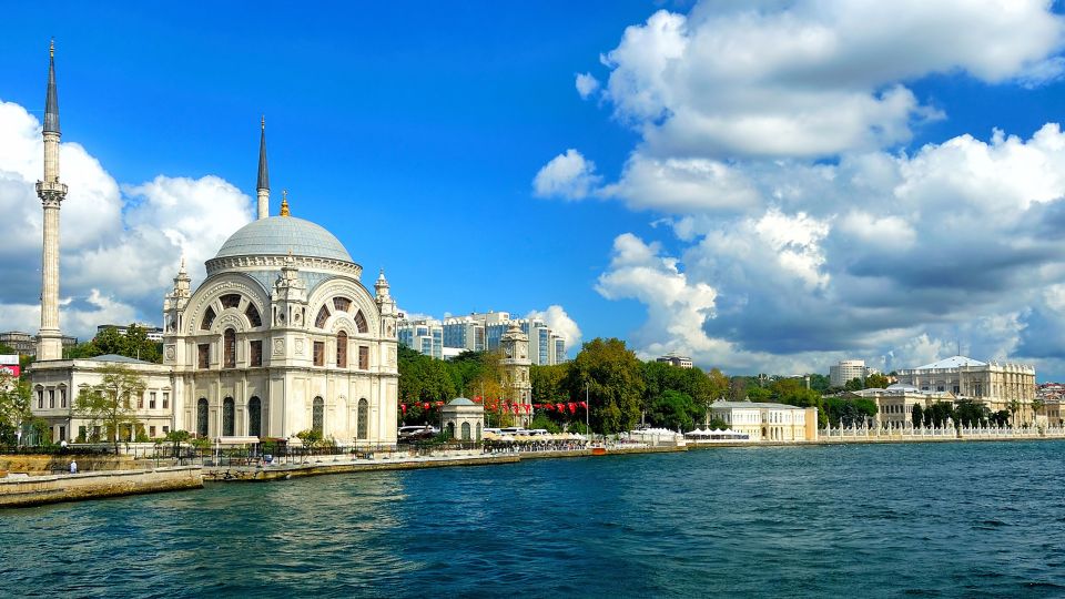 Istanbul: Half-Day Cruise and Cable Car to Pierre Loti Hill - Golden Horn bus loop: City Walls, St Stephen’s Church, and neighborhood color