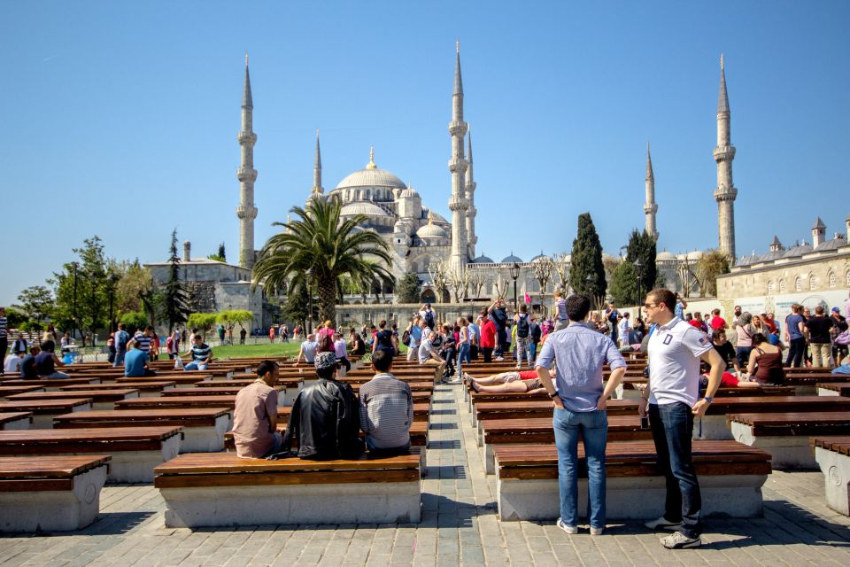 Istanbul Highlights Small-Group Walking Guided Tour - Key moments that make this day work