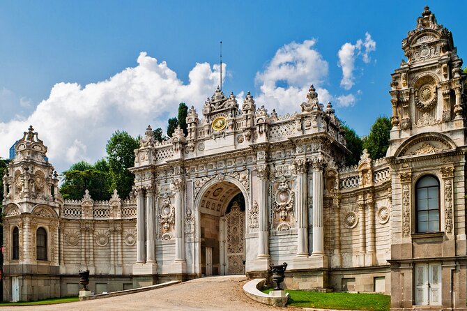 Istanbul Islamic Heritage Tour: Sacred Tombs & Eyup Sultan Mosque - Getting there without navigating Istanbul (pickup, timing, and group size)