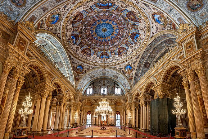 Istanbul Islamic Heritage Tour: Sacred Tombs & Eyup Sultan Mosque - Stop 4: Eyüp Sultan Mosque and a longer final shrine visit