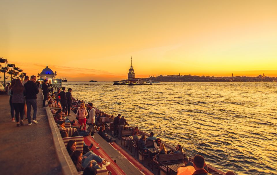Istanbul: Maiden Tower visit, Istanbul Europe & Asian Tour - Üsküdar Seaside Promenade: Bosphorus views with local street life