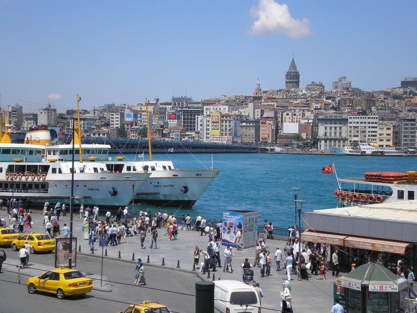 Istanbul: Morning Bosphorus Boat Tour with Spice Bazaar - The major sights you’ll spot from the water