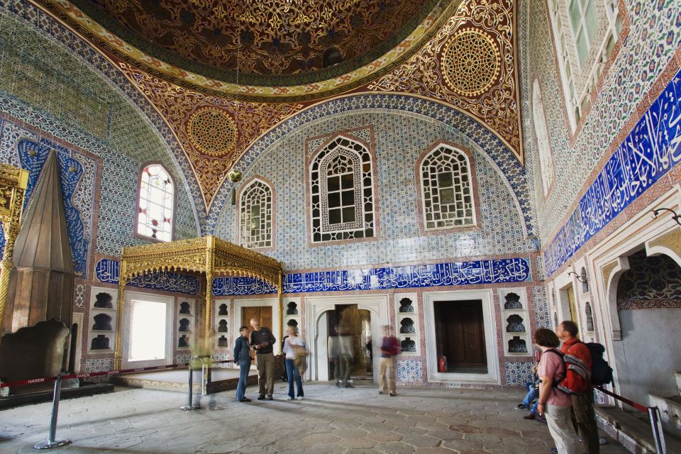 Istanbul Old City to Grand Bazaar Tour - Sultan Ahmed Mosque (Blue Mosque): minarets, Iznik tiles, and what to expect