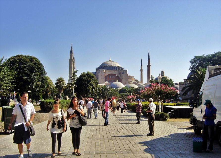Istanbul Old City to Grand Bazaar Tour - Old City street sights: how Ortaköy Mosque sneaks into the day