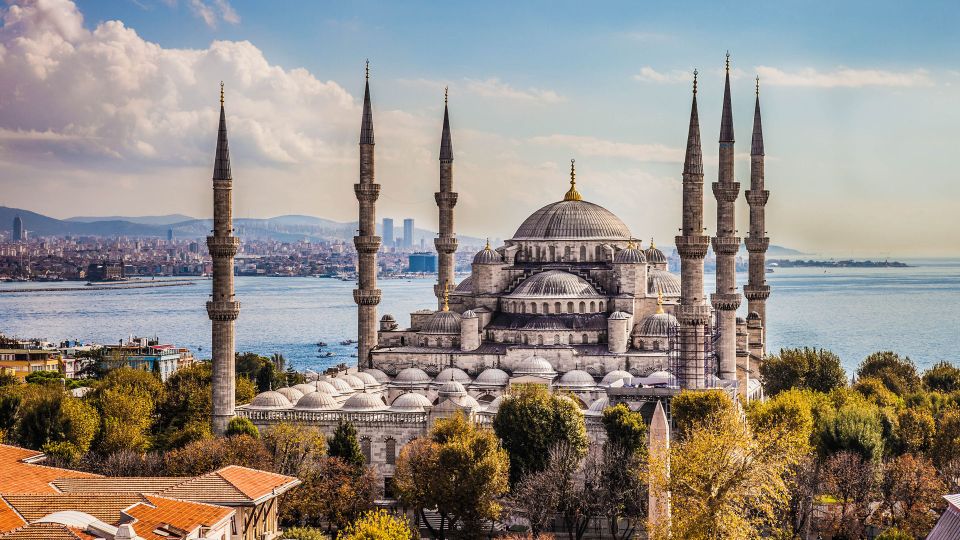 Istanbul Old City to Grand Bazaar Tour - Skip-the-line value: why the guide matters more than the clock