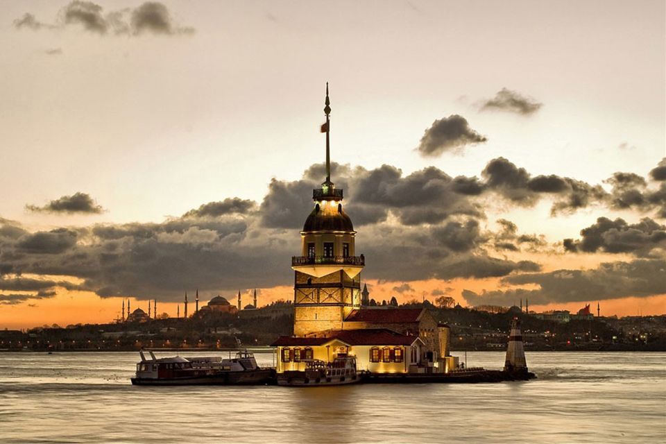 Istanbul: Old Town Highlights Tour & Bosphorus Cruise - Blue Mosque and Sultan Ahmed: tilework you can actually name