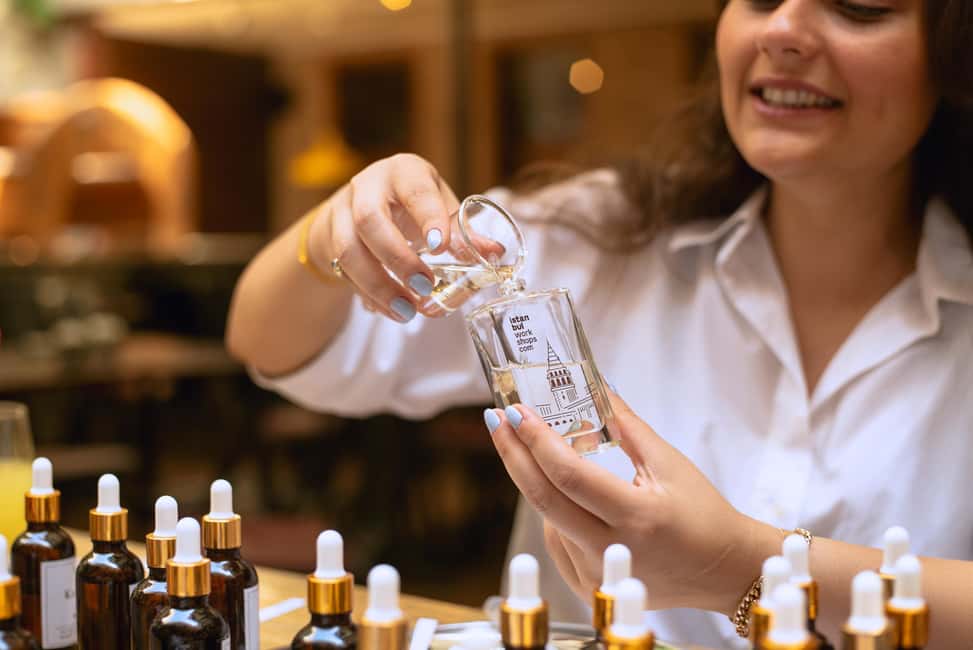Istanbul: Perfume Making Workshop with Snacks and Drinks - The Timing: What Fills the Two Hours