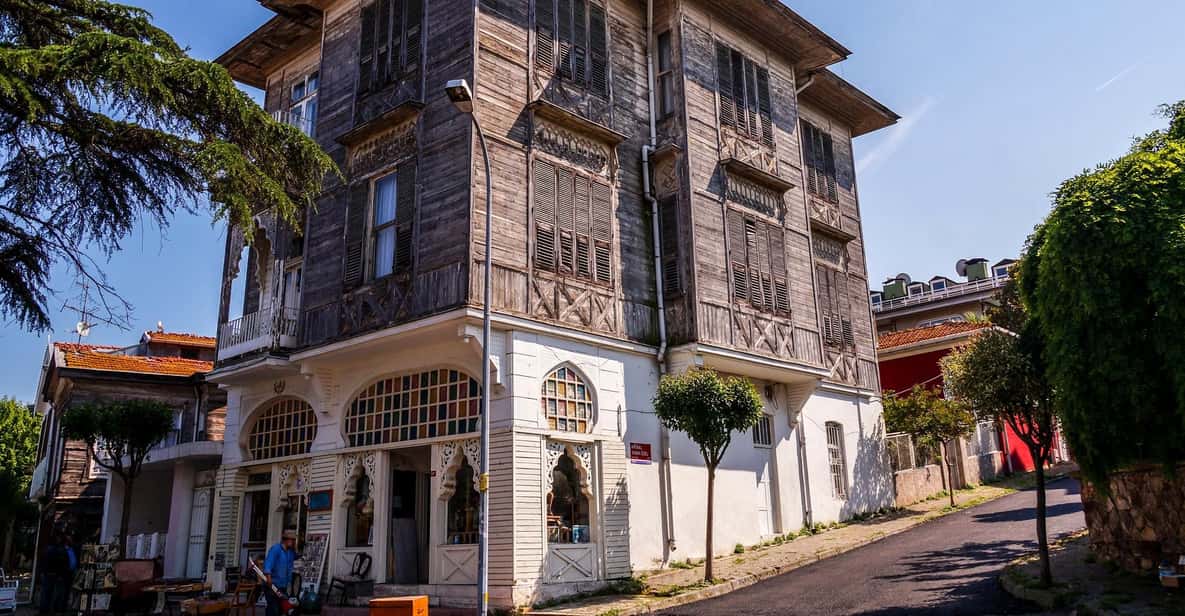 Istanbul Princes island Tour visiting 2 island - Lunch included and entry fees: where the price starts to make sense