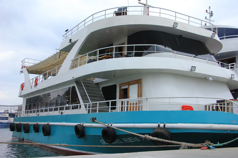 Istanbul: Princes' Islands Cruise w/Music, Lunch & Transfer - Lunch Onboard: Included, Filling, and Often Better Than Expected
