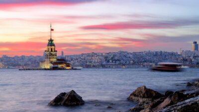 Istanbul: Private Bosphorus Strait Sightseeing Yacht Cruise - Two continents, one shoreline: how the route feels in 2 hours