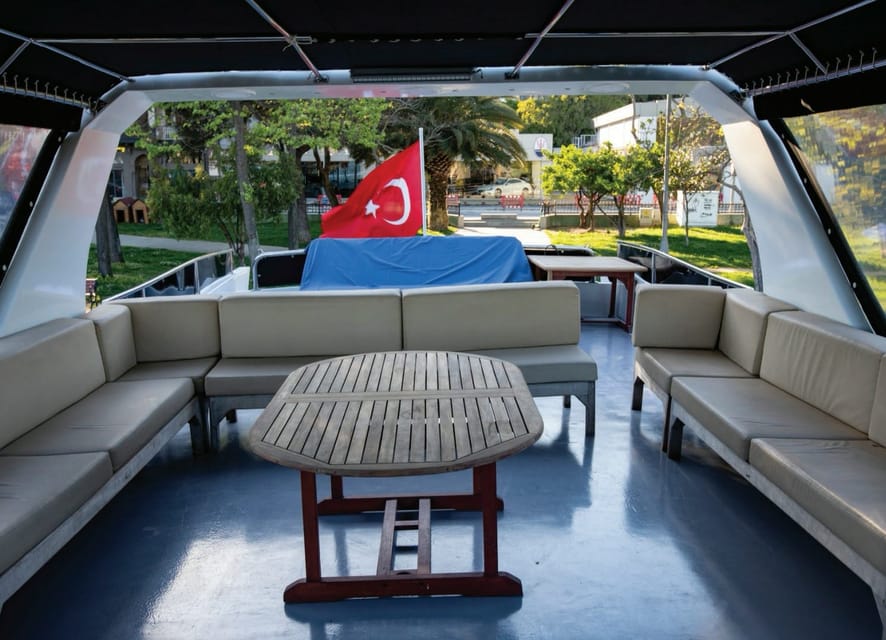 Istanbul: Private Bosphorus Strait Sightseeing Yacht Cruise - Anadolu Fortress and Beylerbeyi Palace from the Asian side