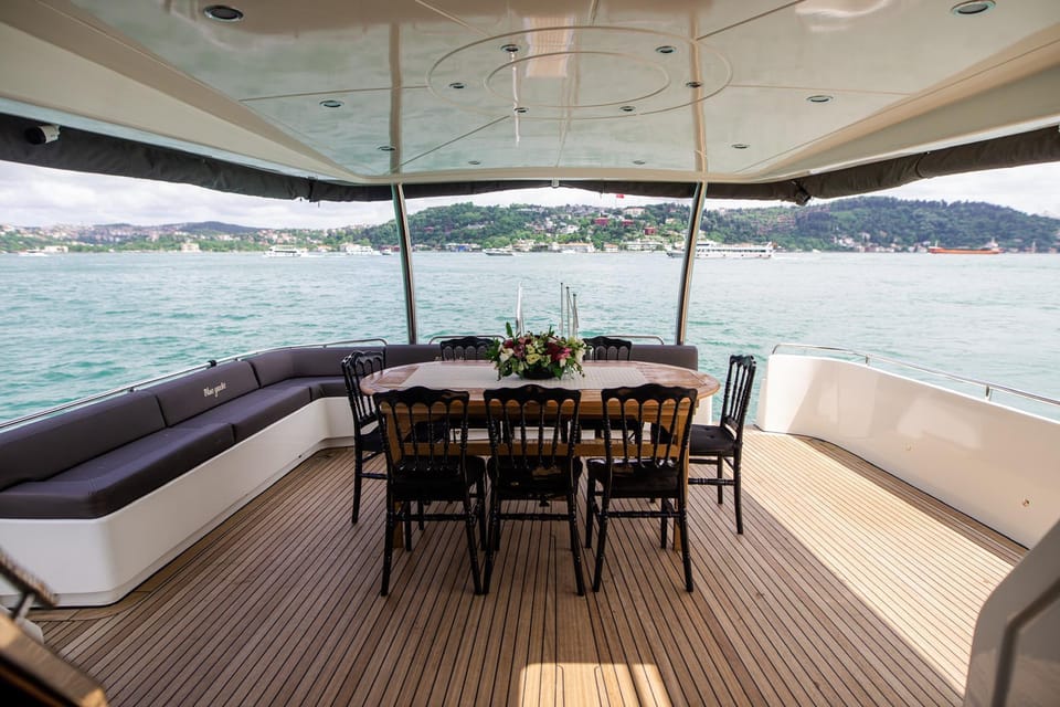 Istanbul: Private Bosphorus Tour On Luxury Yacht Pre #7 - Crew and Service: The Friendly Stuff vs. the One Red Flag
