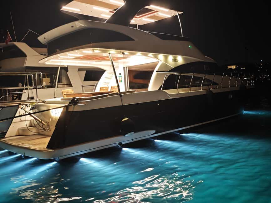 Istanbul: Private Bosphorus Yacht with Tour Guide and Snacks - Onboard Comfort: Seating, Weather Protection, and the Snacks That Make It Easy