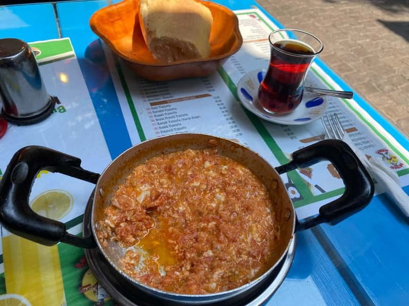 Istanbul: Private Food and City Tour with a Local Host - Sirkeci Lunch: Çağ Kebab and the Logic of the Day