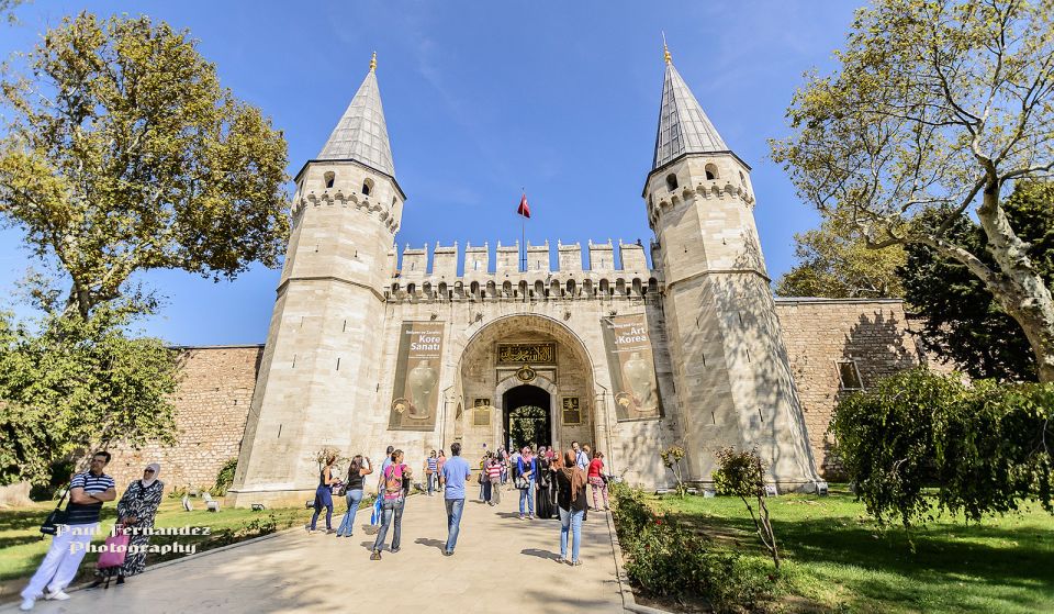 Istanbul: Private Full-Day Old City Highlights Tour - The Hippodrome and Sultanahmet Square: where Rome’s leftovers still shape the view