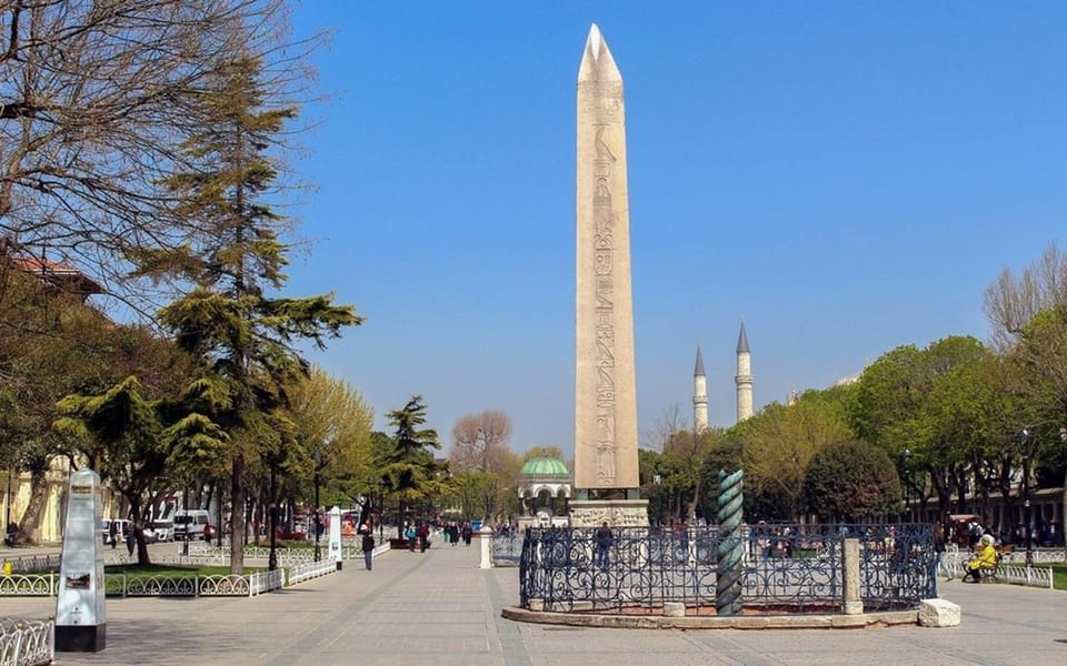 Istanbul: Private Sightseeing 2, 4 or 8 hours with a Local - A private Istanbul drive with an English-speaking driver