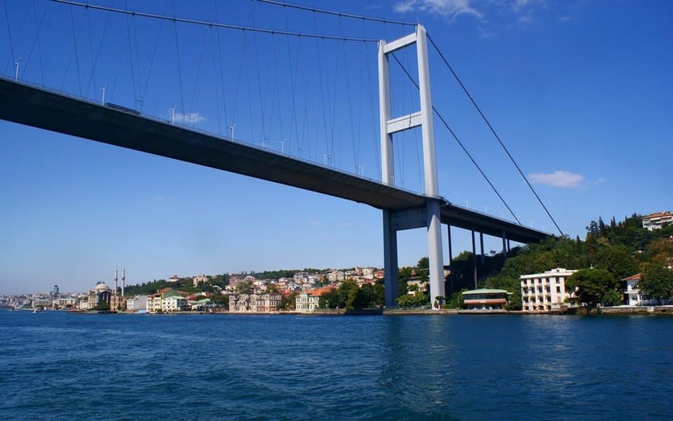 Istanbul: Private Sightseeing 2, 4 or 8 hours with a Local - Price and value: what $84 per person really covers