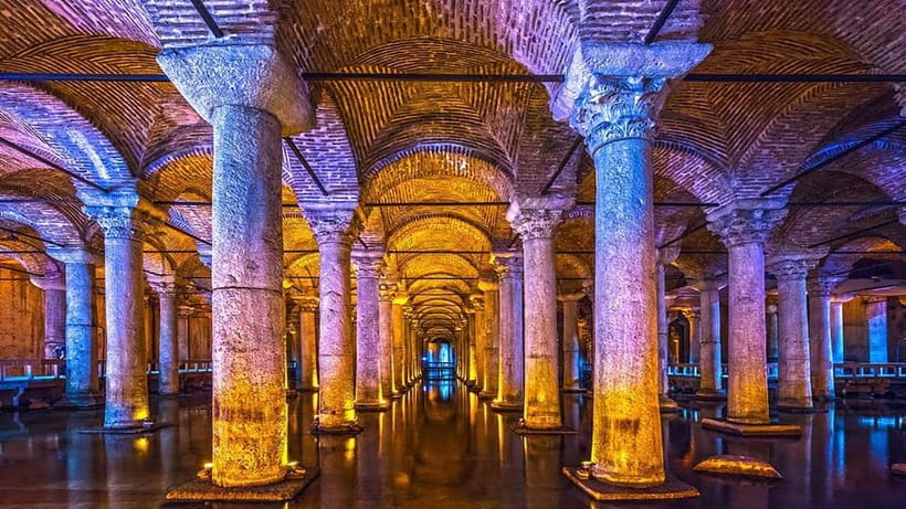 Istanbul: Private Sightseeing Tour in Multiple Languages - Hagia Sophia: frescoes and 1,500 years of layered meaning