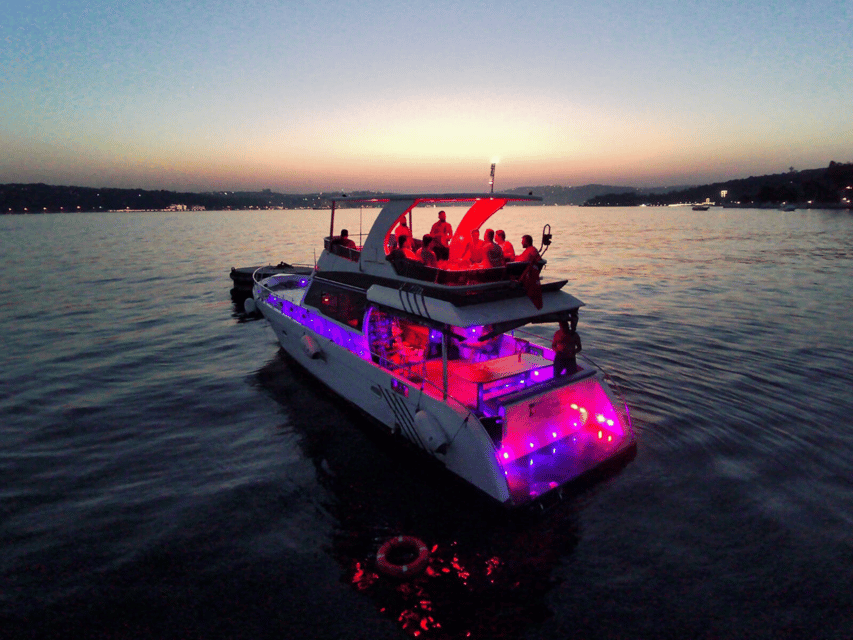 Istanbul: Private Yacht Organization on Bosphorus (14 Meter) - Why a 14-Meter Private Yacht Fits the Bosphorus Best