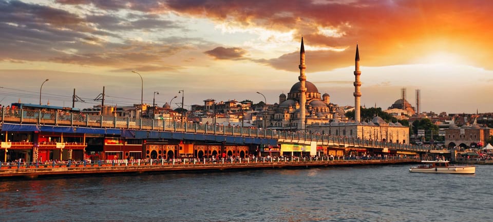 Istanbul: Semi Private Bosphorus Tour - A 5-hour Istanbul day that hits the right spots