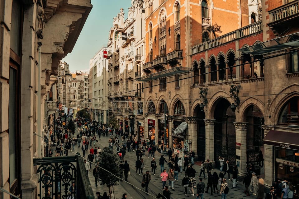 Istanbul: Taksim District Half-Day Walking Tour - The Beyoğlu side streets: bookstores, galleries, and pubs