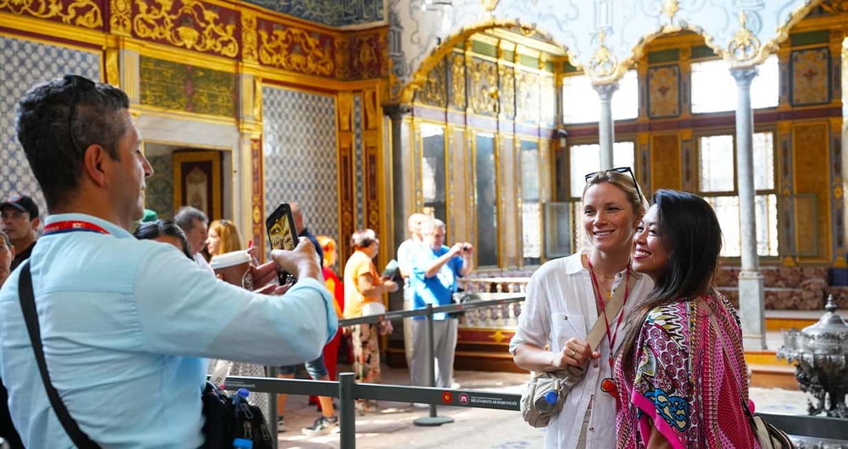 Istanbul: Topkapi and Harem Tour with Skip-the-Line Ticket - Timing and crowd reality: how to avoid the worst friction