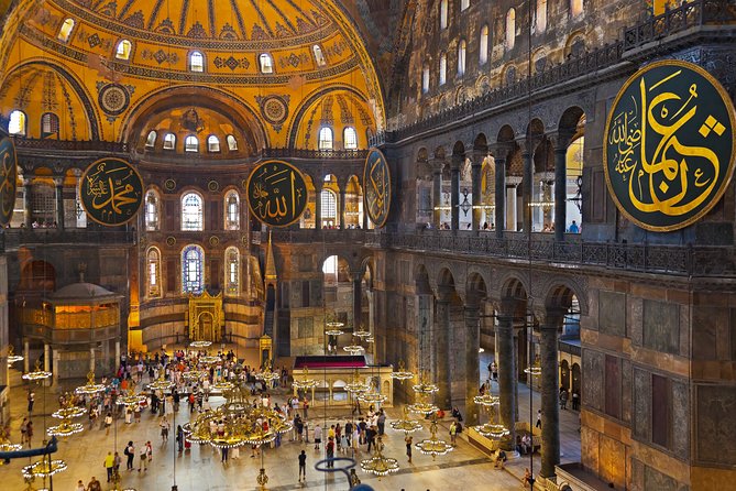 Istanbul: Topkapi Palace, Hagia Sophia & Blue Mosque - Grand Bazaar Break: Free Time, Covered Halls, and Sunday Backup