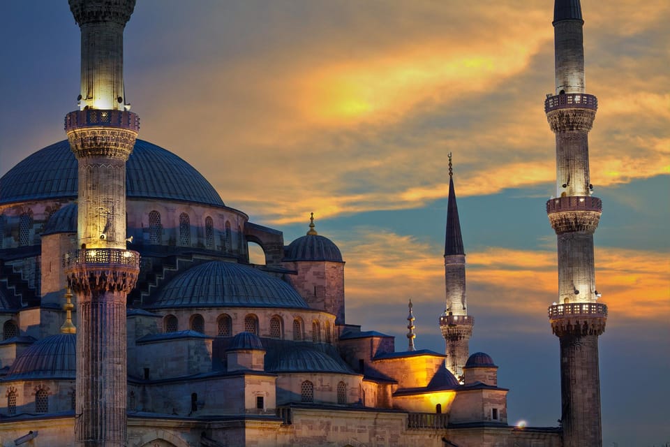 Istanbul: Tour of Hagia Sophia and Blue Mosque By Night - German Fountain Meeting Point: Get Your Bearings Fast