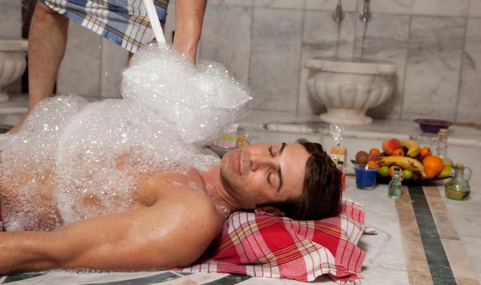 Istanbul: Traditional Turkish Bath - The Staff and Small-Group Setup: Comfort Through Clarity