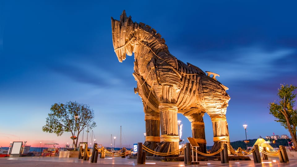 Istanbul: Troy Guided Bus Tour with Ferry Tickets & Lunch - A long day with a strong payoff